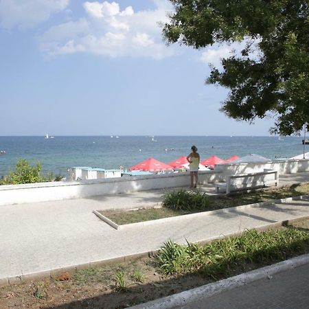 Номер С Видом На Море В Отраде Odessa Buitenkant foto