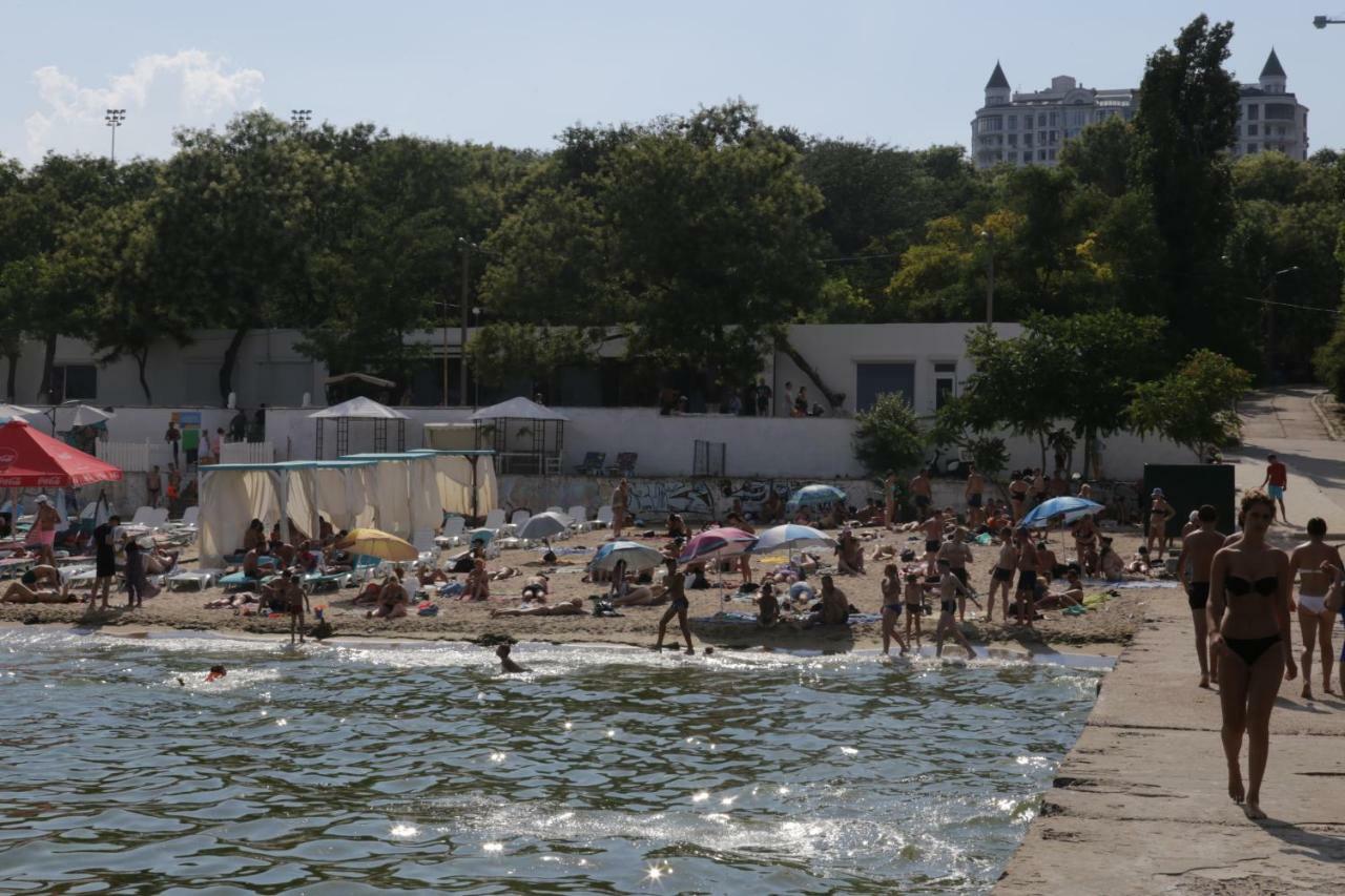 Номер С Видом На Море В Отраде Odessa Buitenkant foto